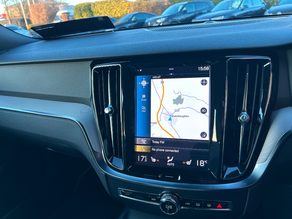 2019 Volvo S60 - image 28