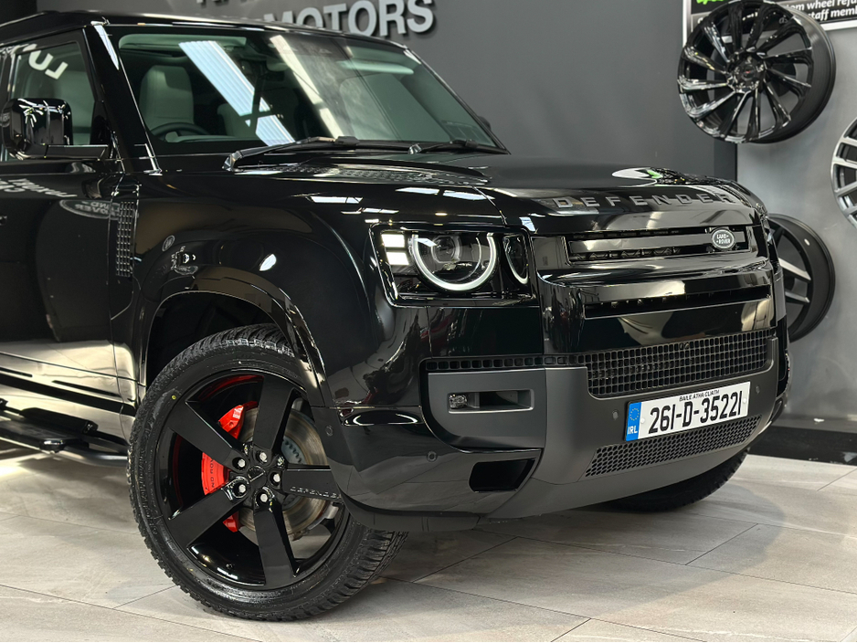 2026 Land Rover Defender - image 2