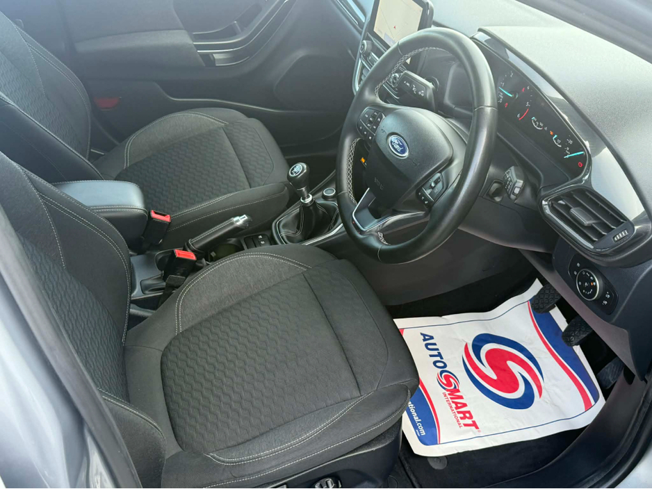 2021 Ford Puma - image 9