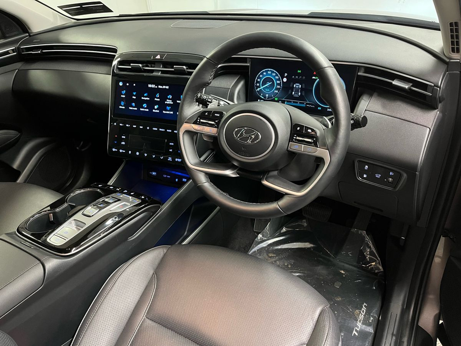 2023 Hyundai Tucson Executive Plus PHEV 4WD - Reversing Camera - Sat Nav - Climate Control - Heated Seats - Keyless Start - Apple CarPlay/Android Auto €36,950