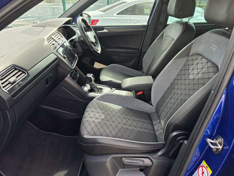 2023 Volkswagen Tiguan - image 19