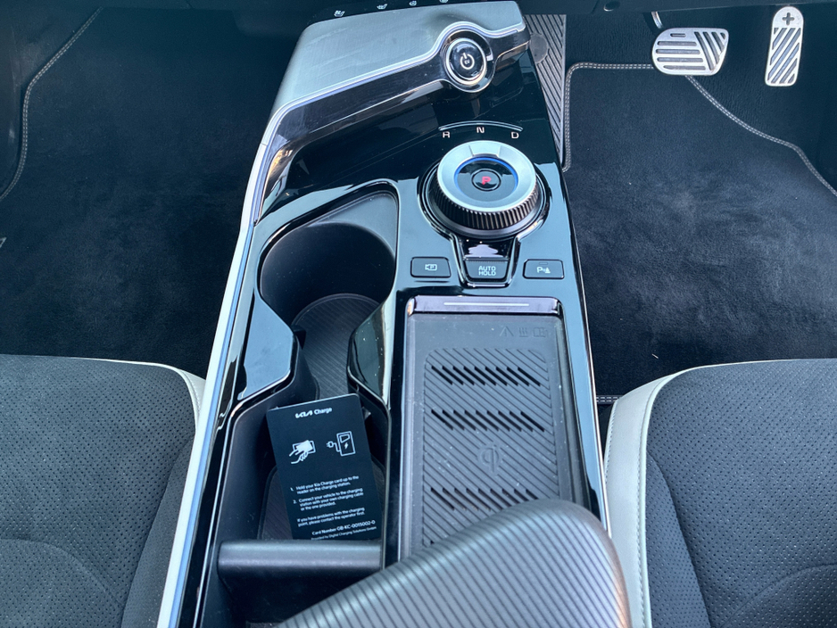 2022 Kia EV6 - image 21
