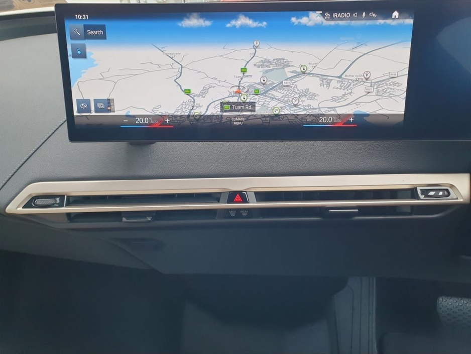 2023 BMW iX xDrive50 M Sport €69,995