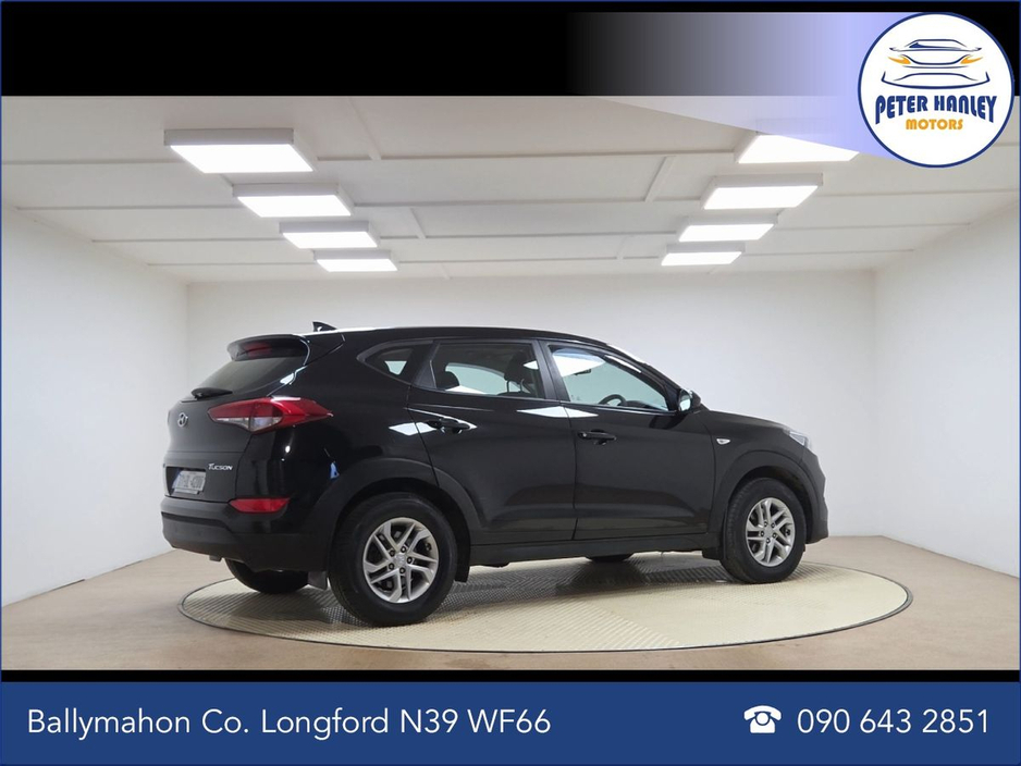 2017 Hyundai Tucson - image 7