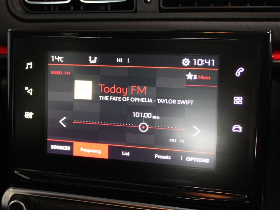 2017 Citroen C3 - image 18