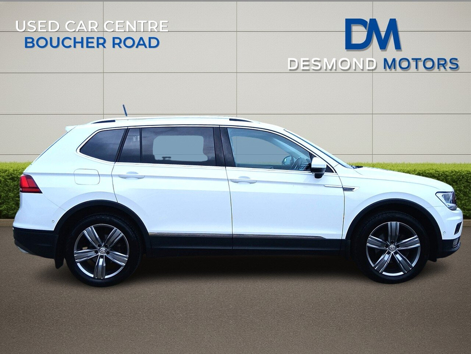 2020 Volkswagen Tiguan Allspace - image 3