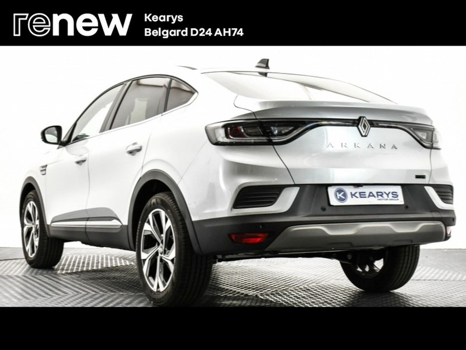 2025 Renault Arkana - image 3