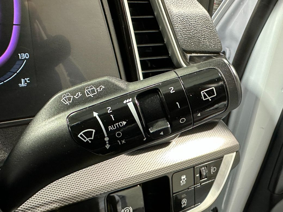 2025 Kia Sportage - image 14