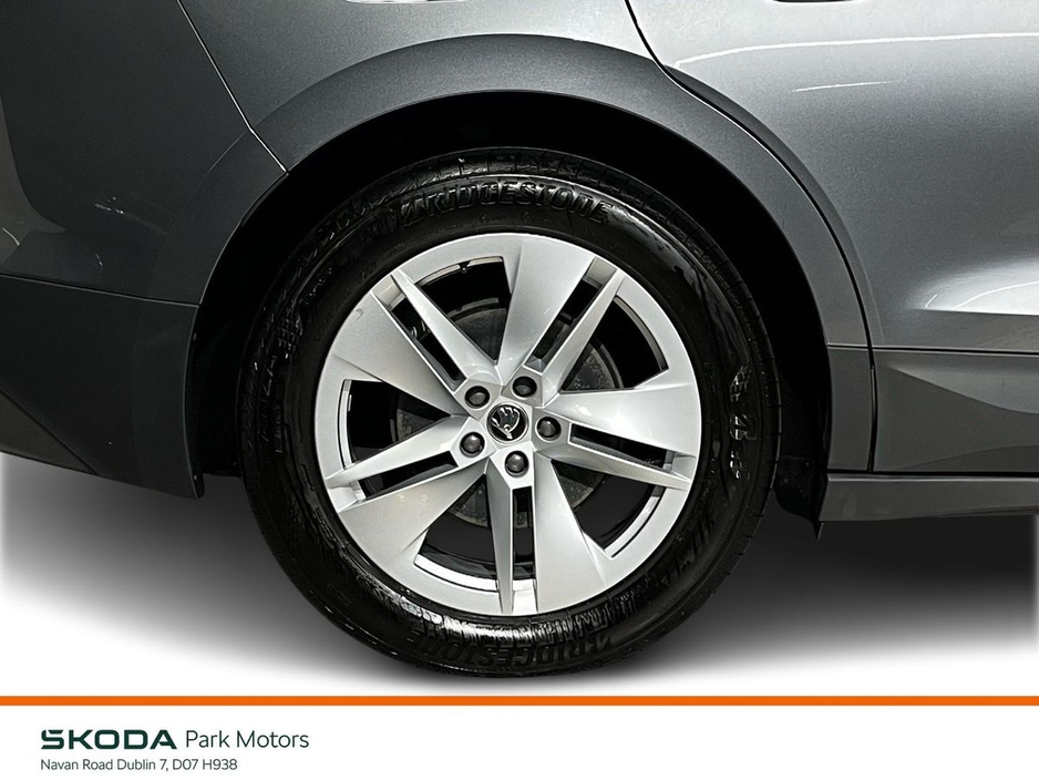 2023 Skoda Enyaq iV 80 RWD - Reversing Camera - Sat Nav - Climate Control - Heated Seats - Keyless Start - Cruise Control - Apple CarPlay/Android Auto €33,950