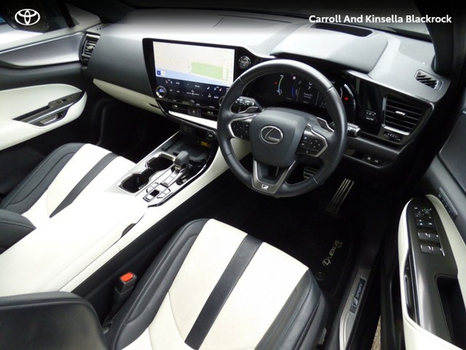 2023 Lexus NX 450 h+ - image 2