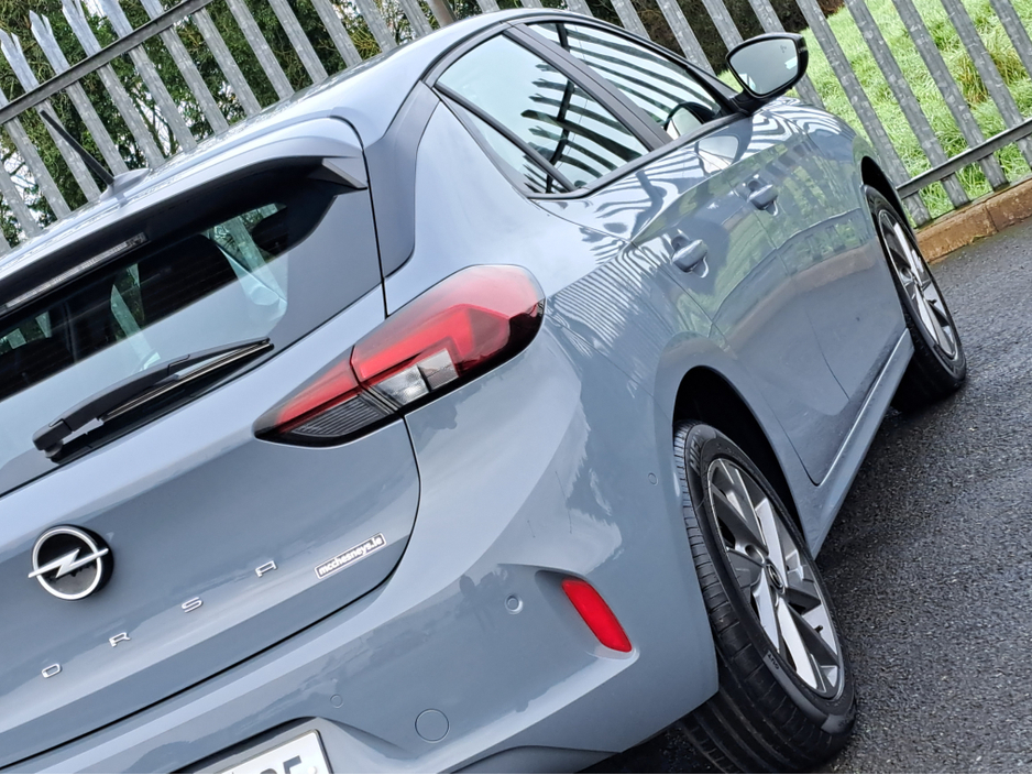 2025 Opel Corsa ELEGANCE 1.2 75BHP **REVERSING CAMERA** €21,950