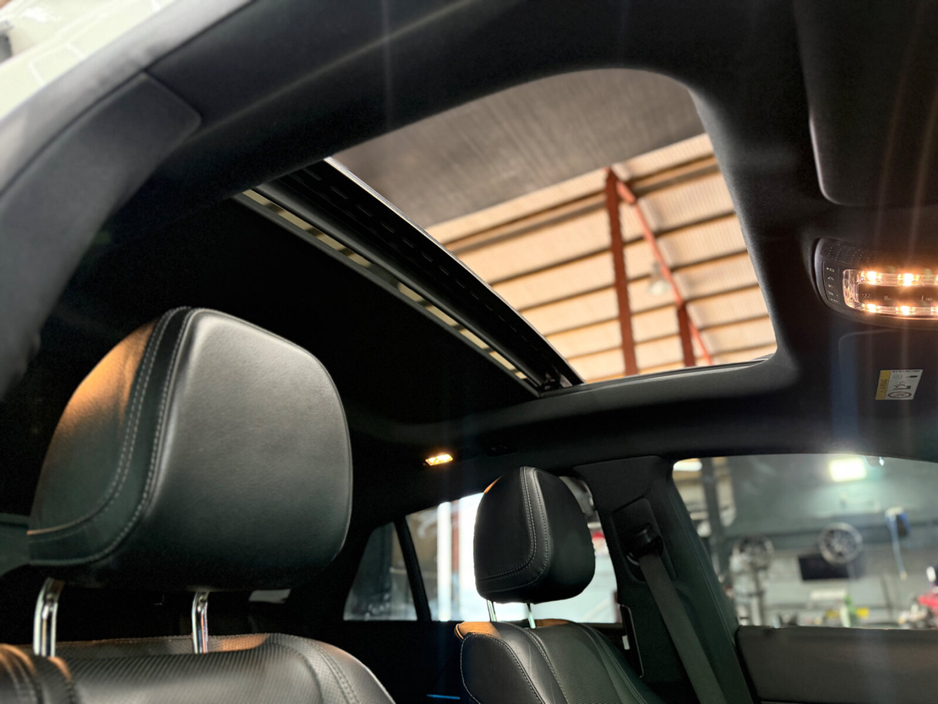 2021 Mercedes-Benz GLE Class - image 40