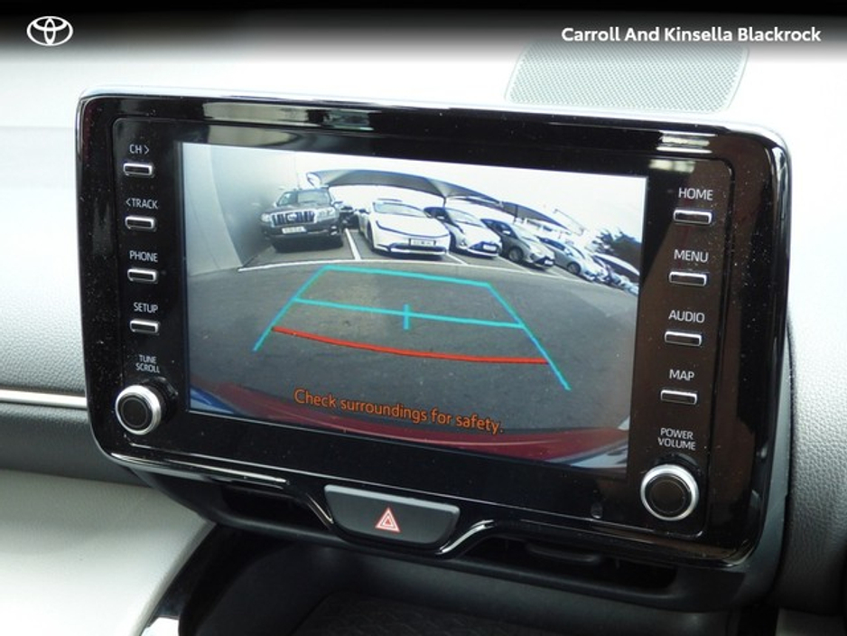 2023 Toyota Yaris Cross Hybrid Luna €26,950