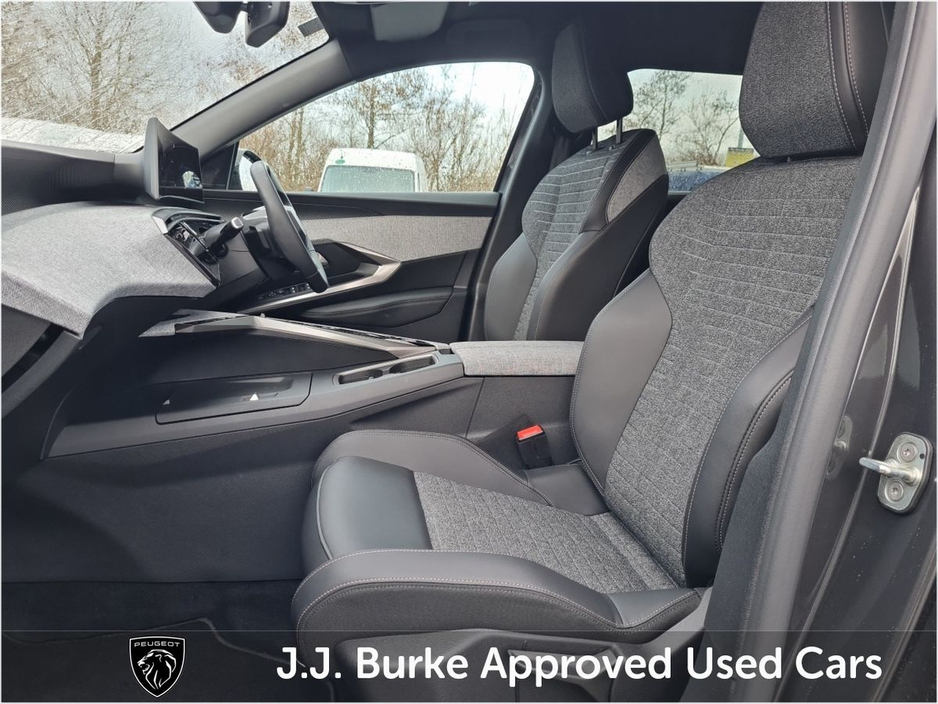 2026 Peugeot 5008 1.2 MHEV 145bhp E-DCS6 Allure