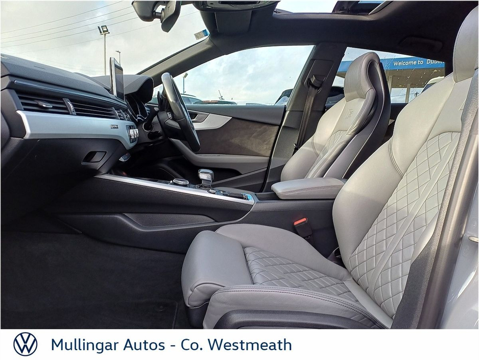 2018 Audi S5 - image 4