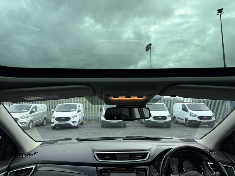 2018 Nissan Qashqai - image 9