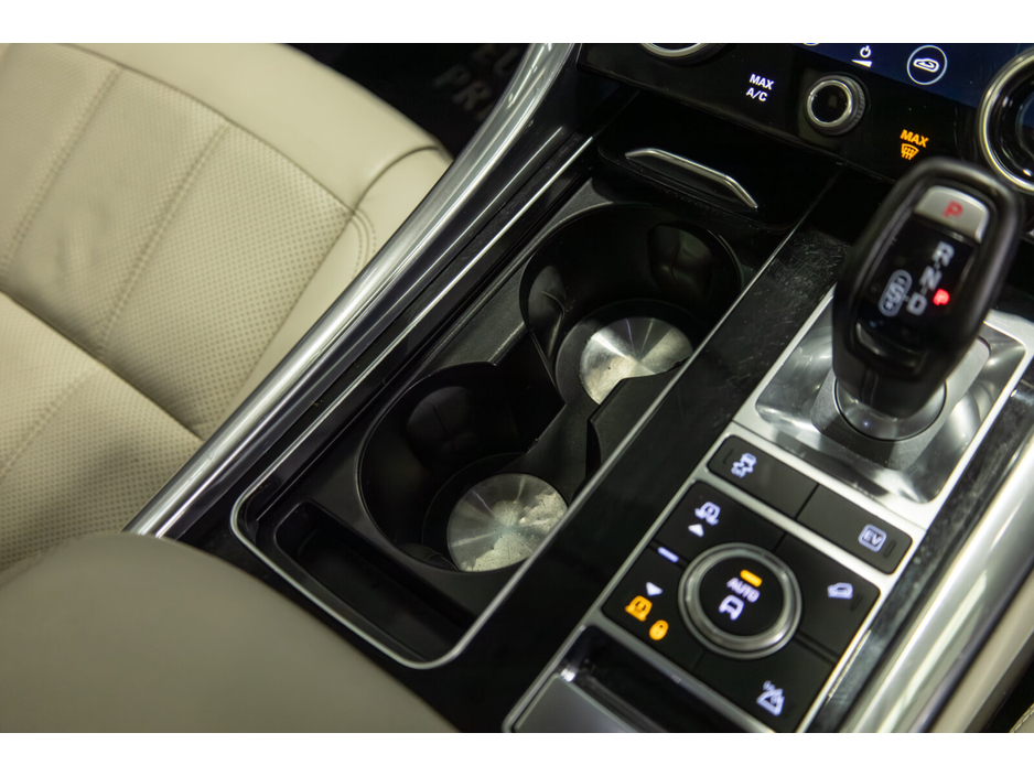 2022 Land Rover Range Rover Sport - image 23