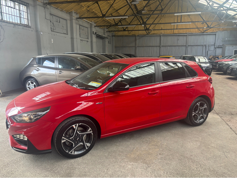 2022 Hyundai i30 - image 22