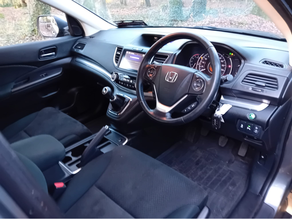 2015 Honda CR-V 1.6 i-DTEC  ES  6 SPEED  SUV @ REDDY2DRIVE LTD €9,850