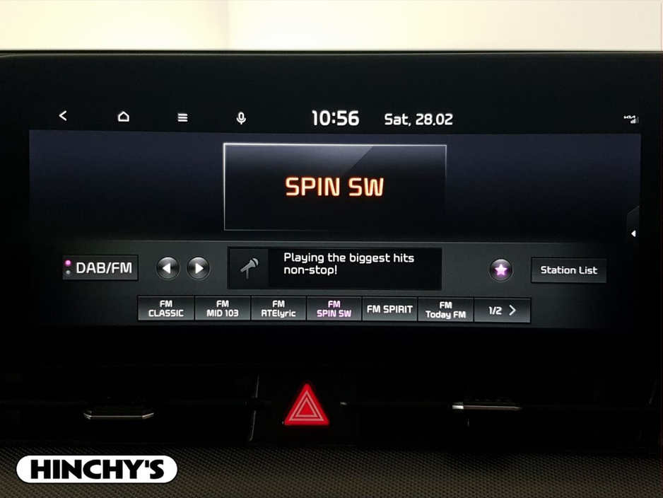 2022 Kia Sportage - image 14