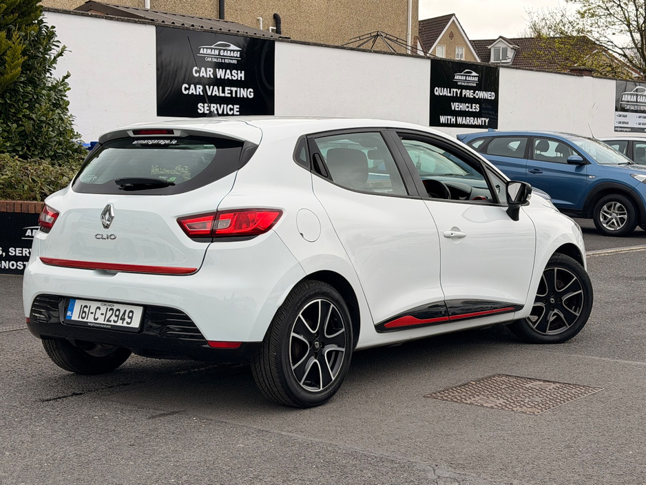 2016 Renault Clio - image 4