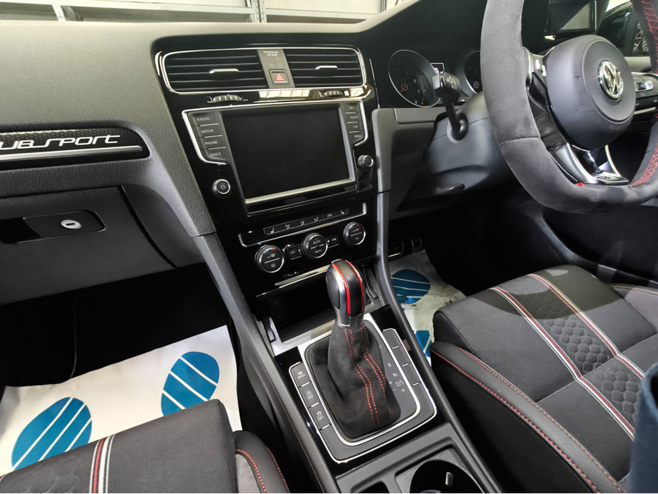 2016 Volkswagen Golf GTI Clubsport Track Edition//LOW KMs €29,450