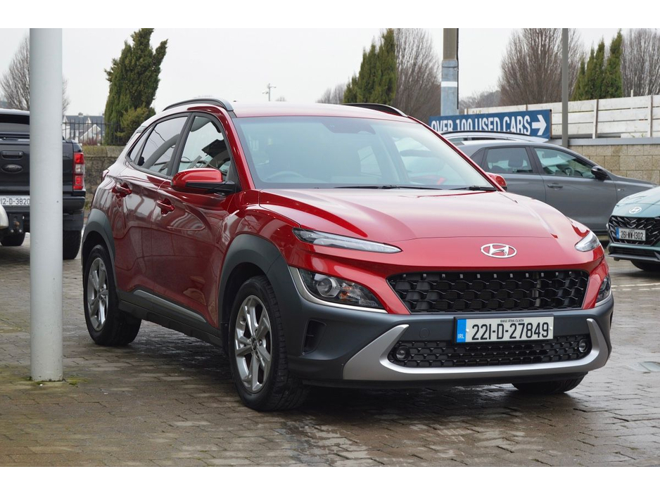 2022 Hyundai Kona - image 3