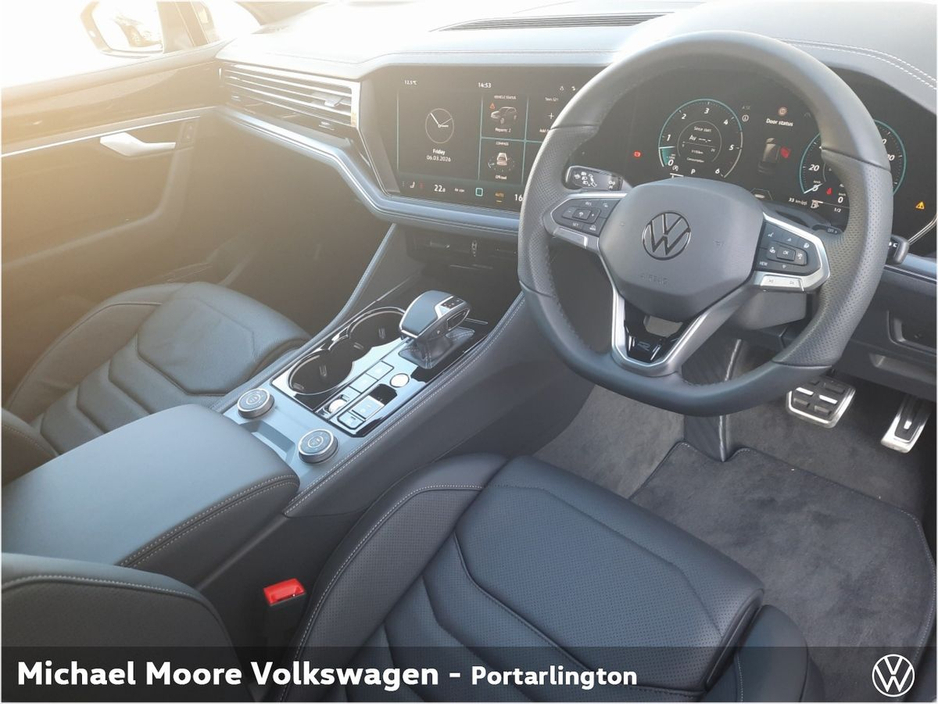 2026 Volkswagen Touareg - image 7