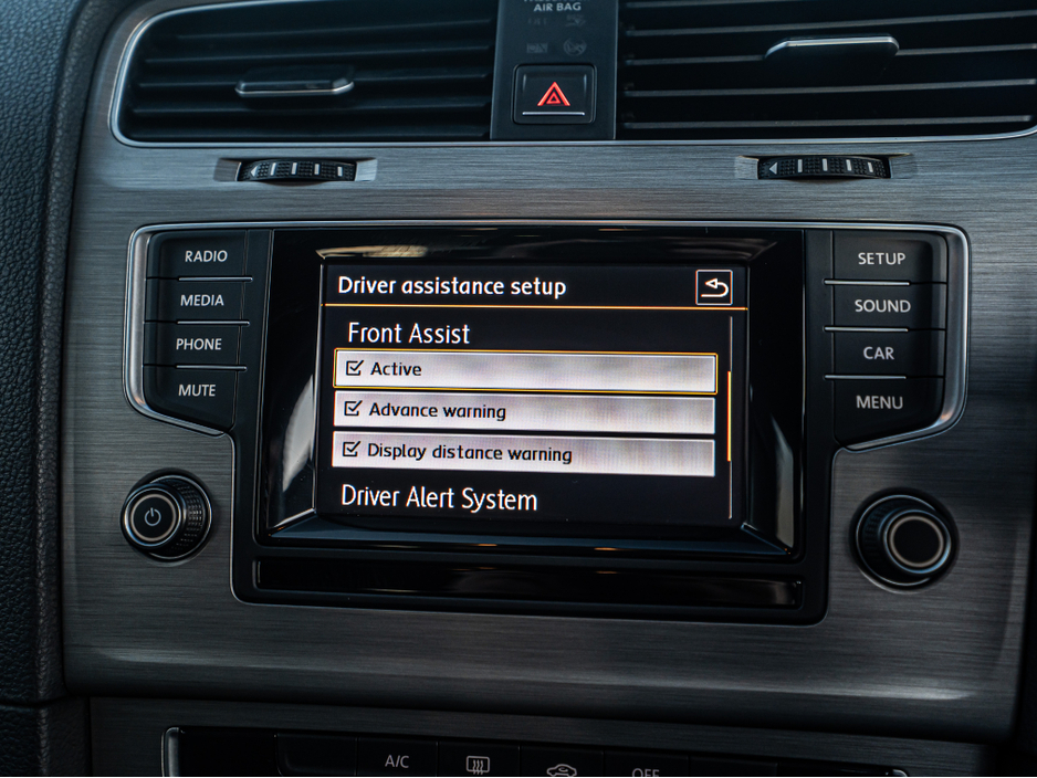 2015 Volkswagen Golf 152 VW Golf 1.6tdi/New NCT/1yr warranty €10,888