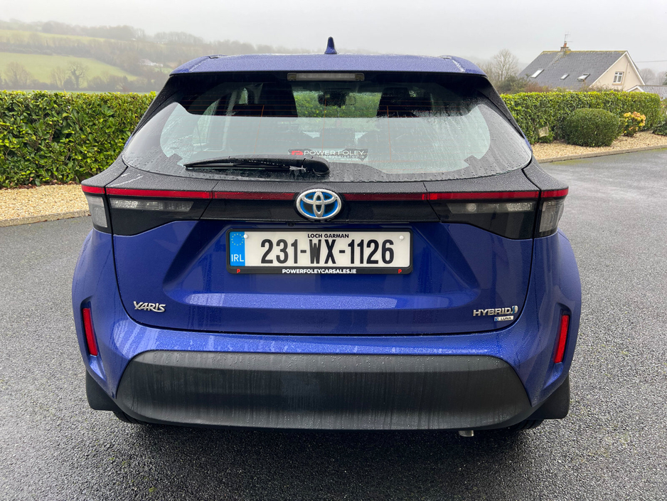 2023 Toyota Yaris Cross 1.5 Hybrid CVT Luna €22,950