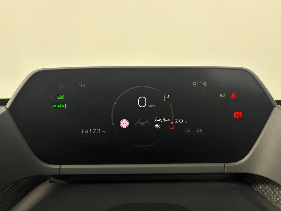 2023 Subaru Solterra - image 20