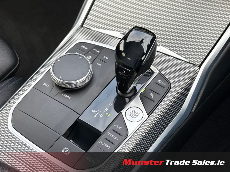 2021 BMW 3 Series - image 16