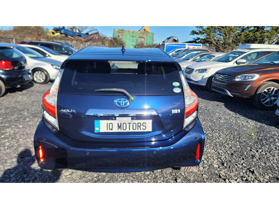 2019 Toyota Aqua - image 5