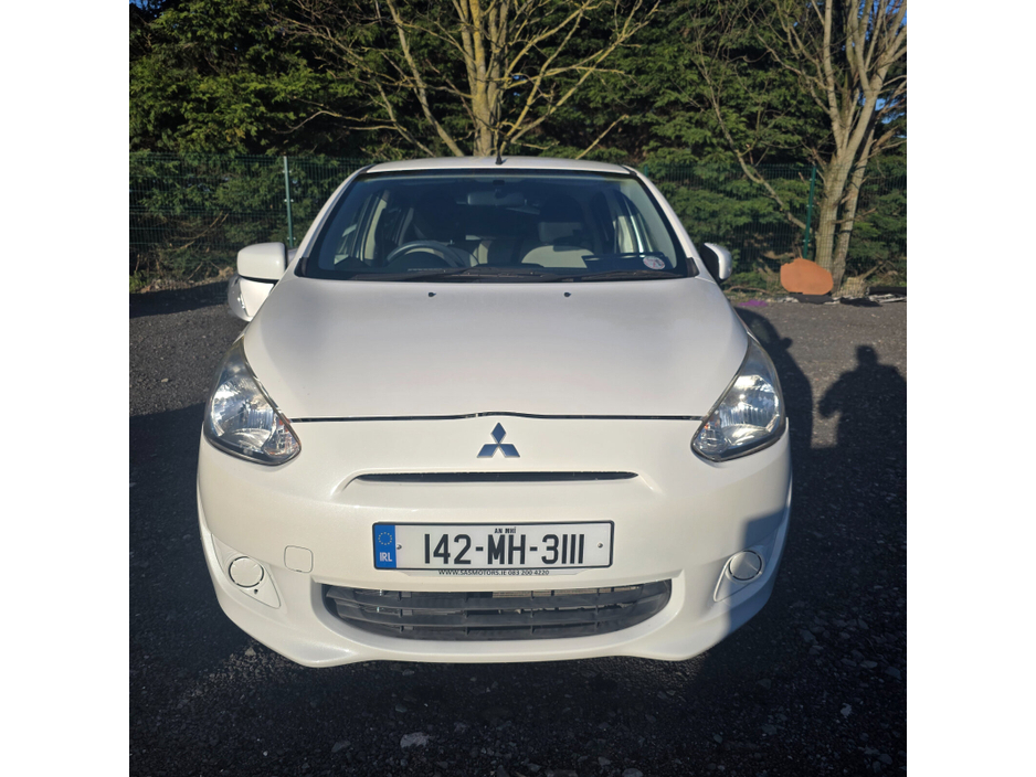 2014 Mitsubishi Mirage - image 2