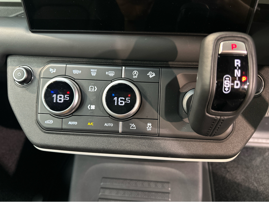 2026 Land Rover Defender - image 25