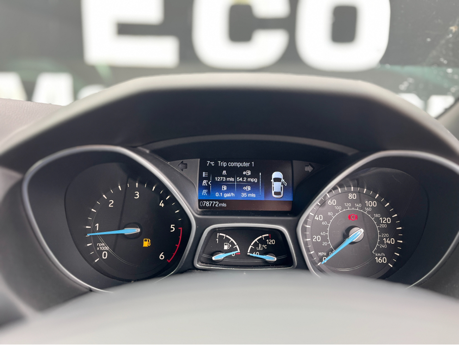 2017 Ford Focus - image 9