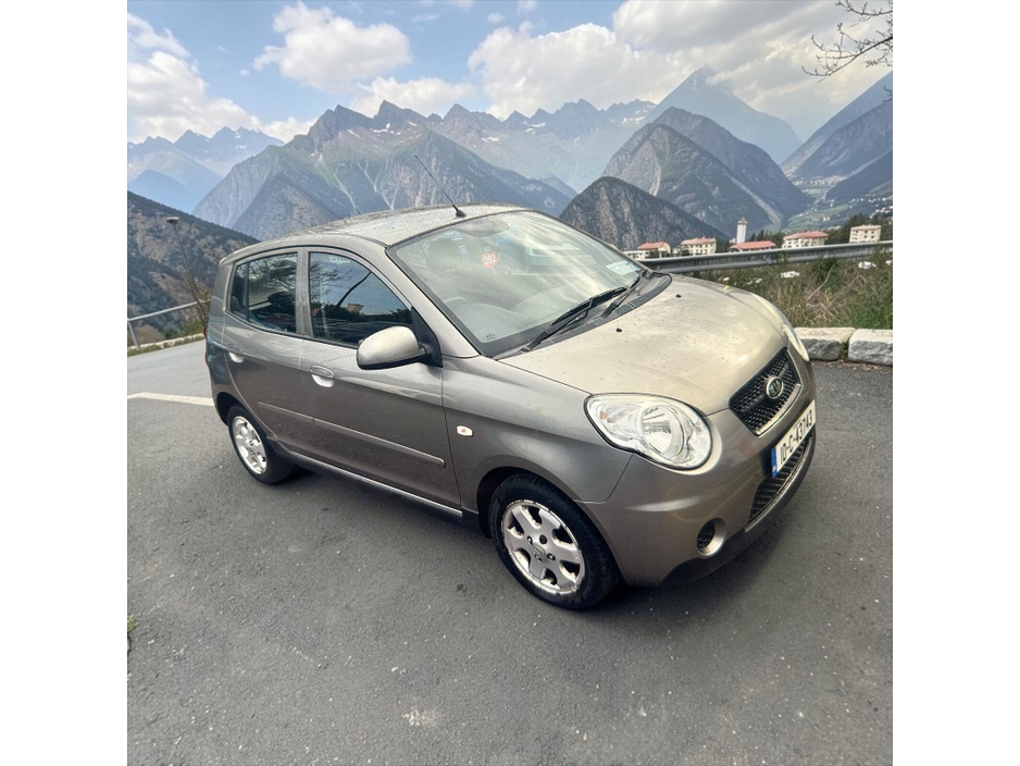 2010 Kia Picanto - image 3