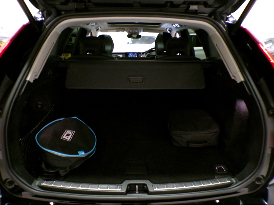 2023 Volvo XC60 *2023*ONLY 18,000 MILES*VOLVO XC60 RECHARGE 2.0 T6 350 PHEV AWD CORE BRIGHT EDITION*FULL VOLVO SERVICE HISTORY*PAN-SUNROOF*VOLVO ALLOY WHEELS*2 KEYS*FULL LEATHER HEATED SEATS*LANE PROTECTION*ACTIVE BR €47,900