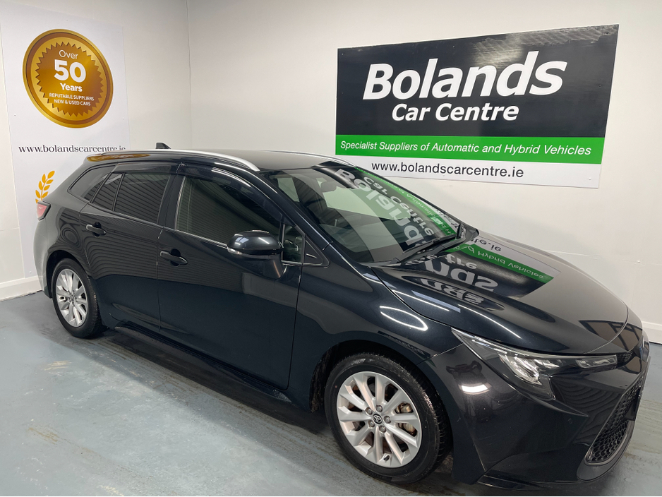 2021 Toyota Corolla - image 2