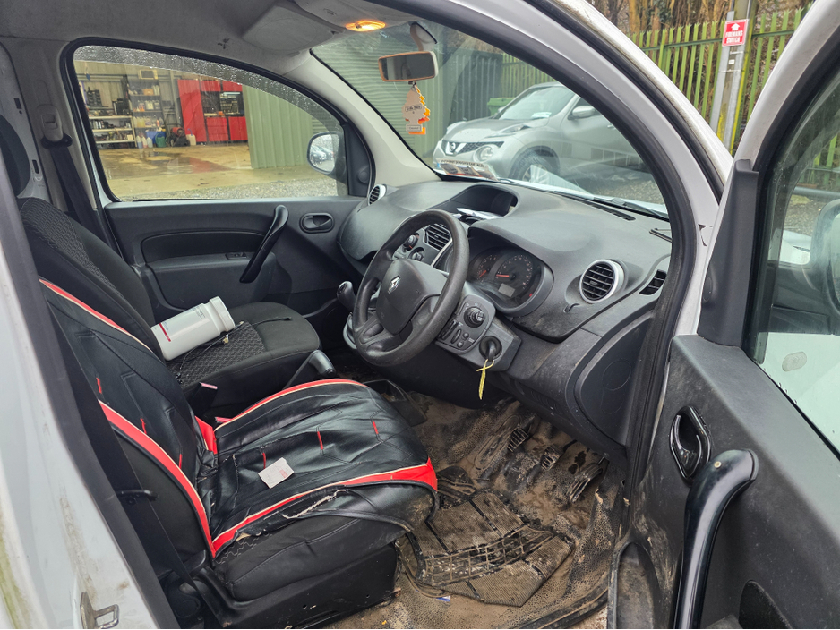 2014 Renault Kangoo - image 7