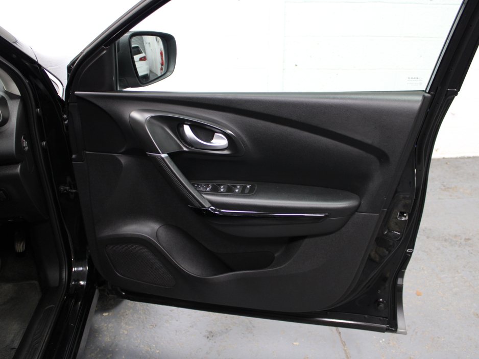 2019 Renault Kadjar - image 25