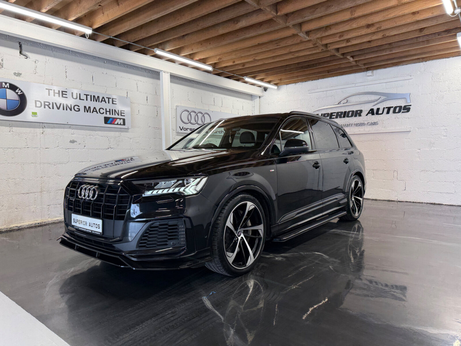 2021 Audi Q7 - image 4