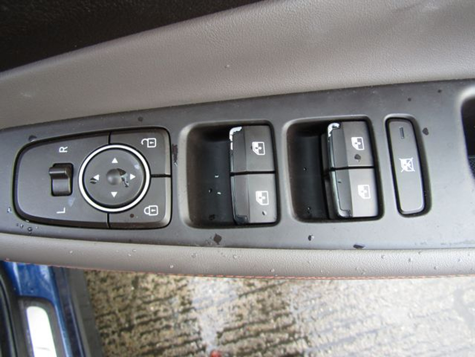 2019 Hyundai Santa Fe 2WD Executive Plus 5DR €23,950