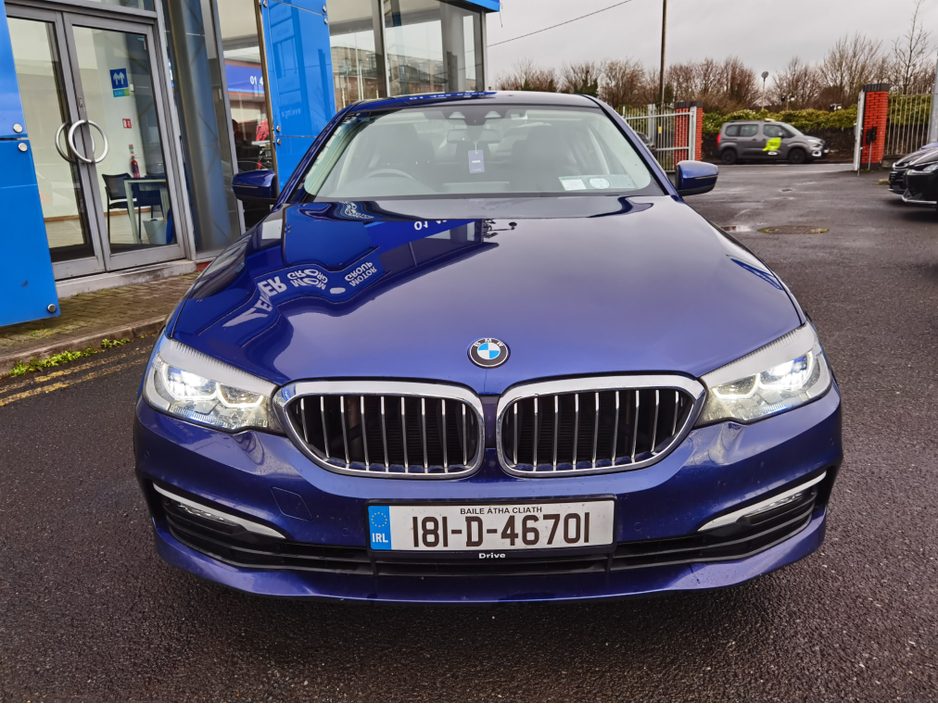 2018 BMW 5 Series - image 2