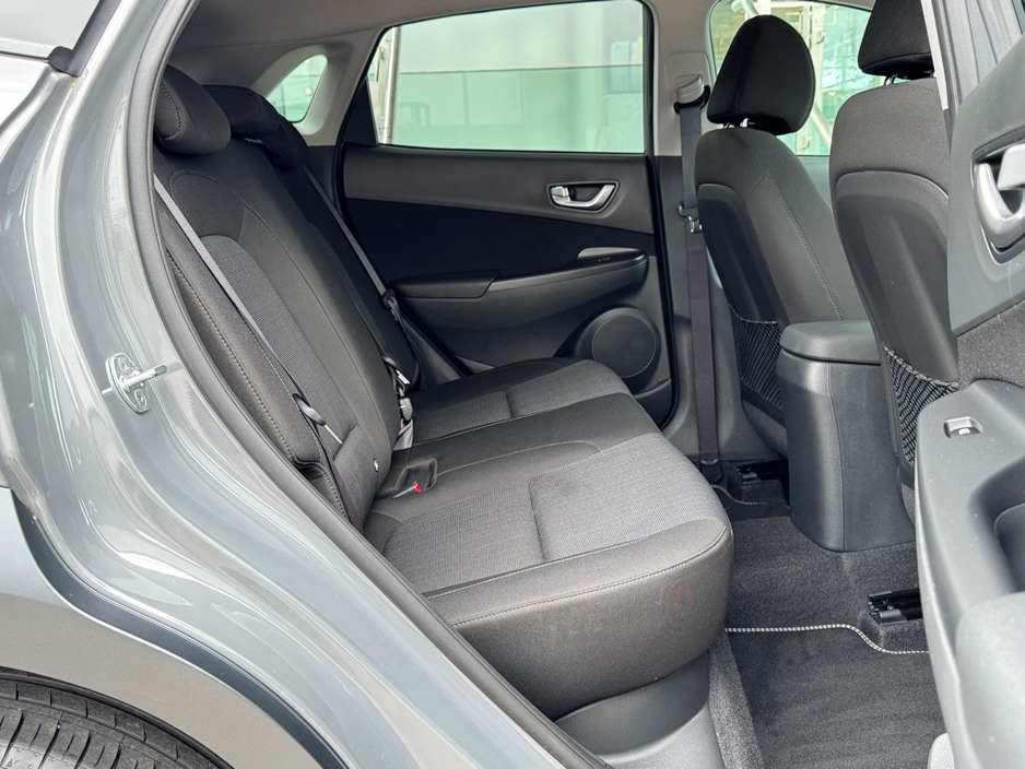 2022 Hyundai Kona - image 17