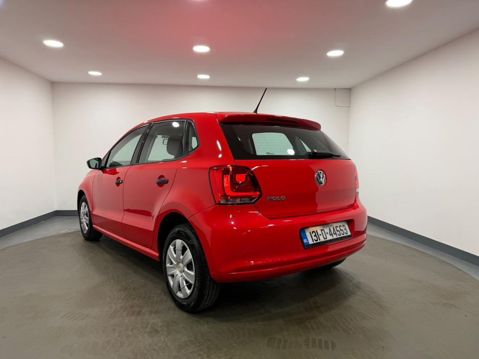 2013 Volkswagen Polo - image 6