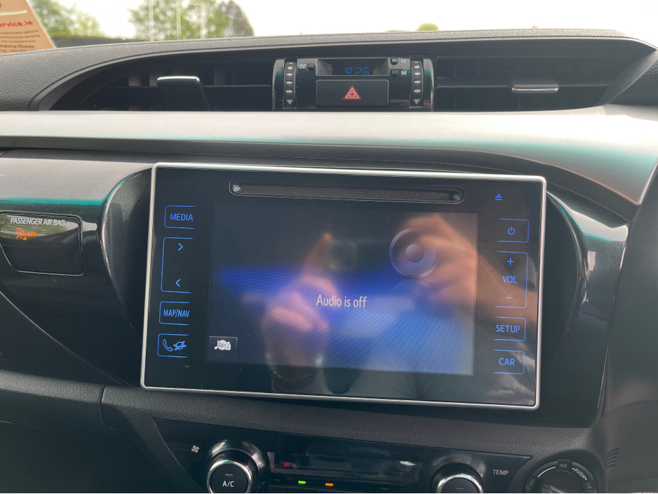 2020 Toyota Hilux - image 20