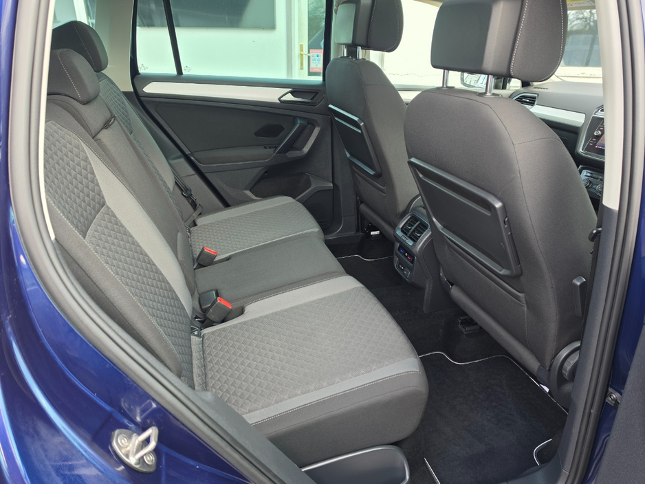 2019 Volkswagen Tiguan - image 10