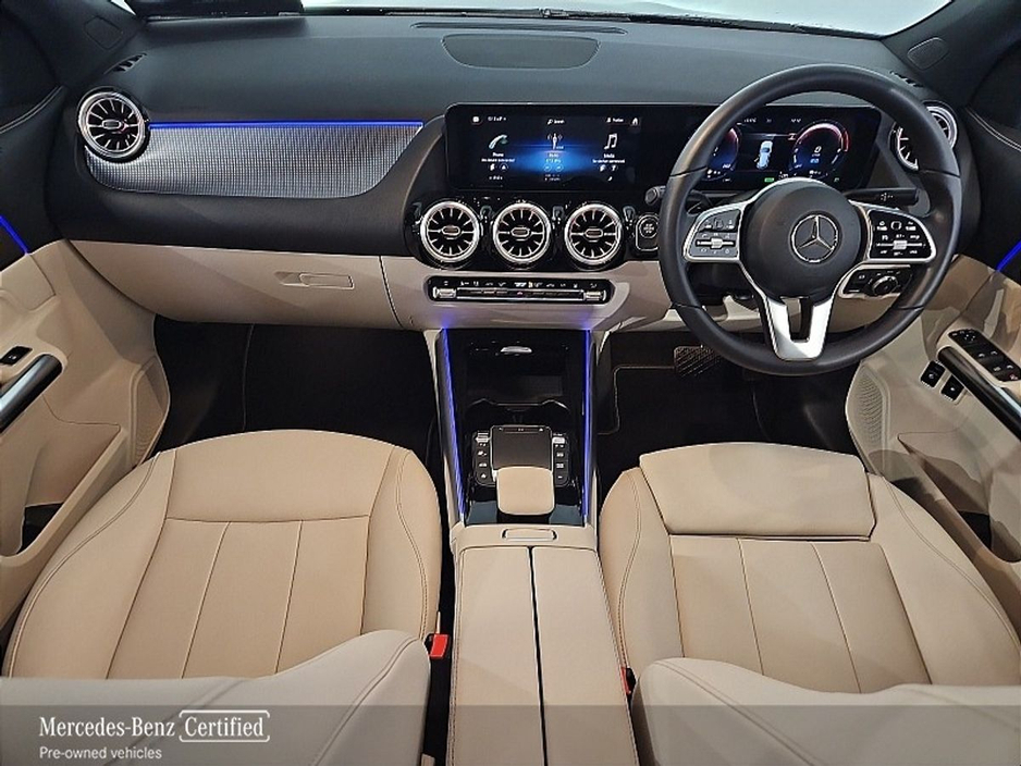 2022 Mercedes-Benz GLA Class - image 14