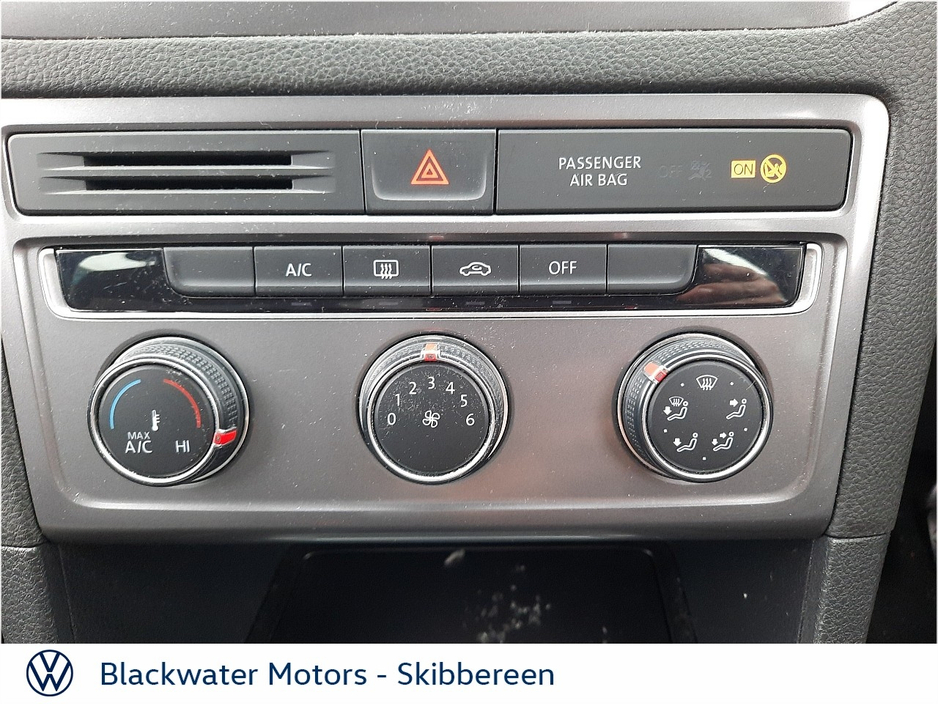 2017 Volkswagen Golf SV - image 19